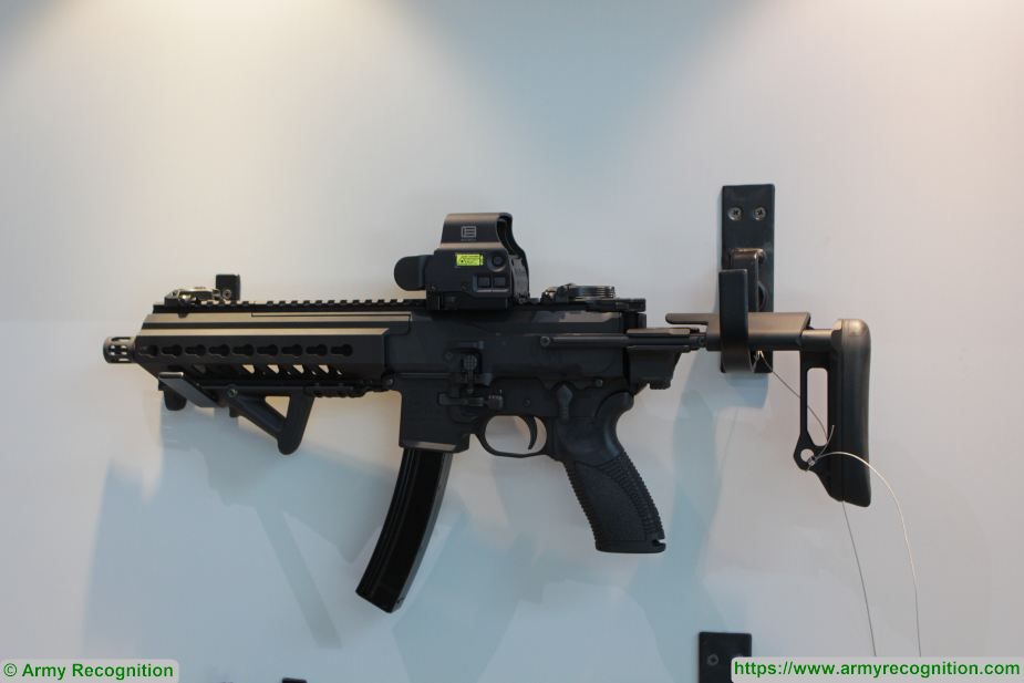 idex 2019 caracal showcases cmp9 submachine gun