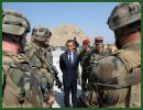 Le président de la République Nicolas Sarkozy, en visite surprise sur la base avancée de l’armée française située à Tora dans le district de Surobi (à l’est de Kaboul), a confirmé le retrait progressif des forces armées françaises en Afghanistan, mardi 12 juillet 2011. 