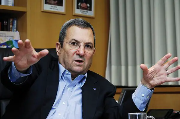 Le Ministre israélien de la défense Ehud Barak ne peut pas accepter le terrorisme contre ces citoyens 