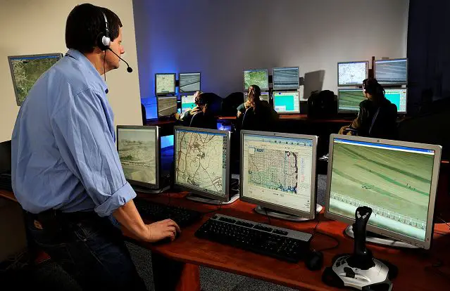 Elbit Systems’ Forward Observer Trainer (FOT) was developed especially to suit the unique needs of border protection scenarios and is already in use, training new forward observers (“FOs”), while maintaining the operational readiness of those already in service. 