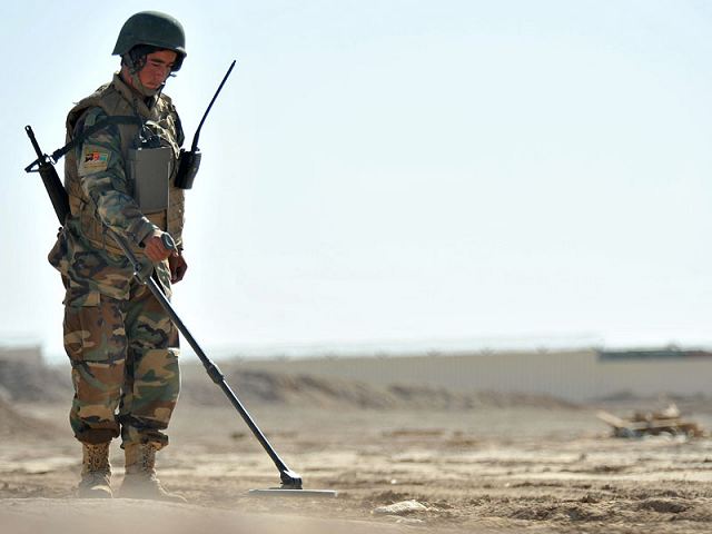 The Afghan National Army's (ANA's) newly-formed Counter-Improvised Explosive Device (C-IED) Team recently demonstrated their proficiency in front of the ANA's 3/215 Brigade Commander, General Sherin Shah, and Task Force Helmand Commander, Brigadier Patrick Sanders.