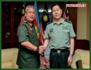 Senior Chinese and Malaysian military officials reached consensus on Friday to further strengthen military cooperation between the two countries. 