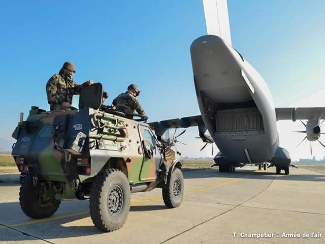 France beagn its operation to stabilize the Central African Republic yesterday night. Yoday two Dassault Rafale made a "show of force", in Bangui the state's capital and are ready to intervene if necessary. On the other hand the UK is providing logistical assistance to the French forces with a Boeing C-17 Galaxy III and the U.S. forces are standing at the ready to provide support for French and African troops battling rebel forces in the Central African Republic, according to the Pentagon's top military officer. 
