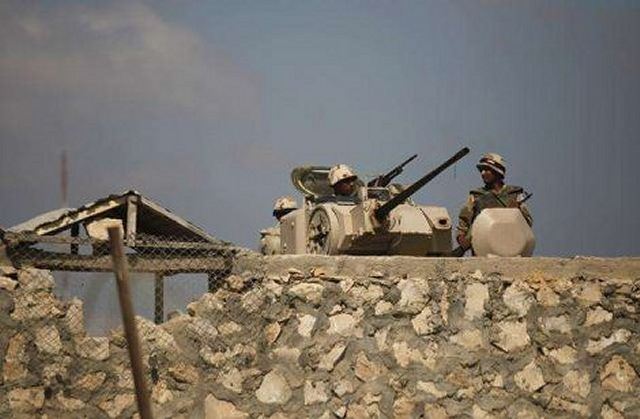 Egypt’s military forces have started a massive operation against armed extremists in northern Sinai Peninsula, reports in the Egyptian media say. The operation dubbed ‘Desert Storm’ was launched by the Egyptian army in North Sinai Governorate on Saturday and will last for 48 hours, Al Ahram newspaper said citing security sources.