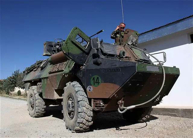 The French defence procurement agency DGA awarded Renault Trucks Defense a design study contract (PEA) to develop a hybrid propulsion demonstrator in 2012. On completion of this study, in the last quarter of 2014, Renault Trucks Defense will present a VAB armoured personnel carrier equipped with this thermal and electric propulsion system – an electric machine linked to a combustion engine.