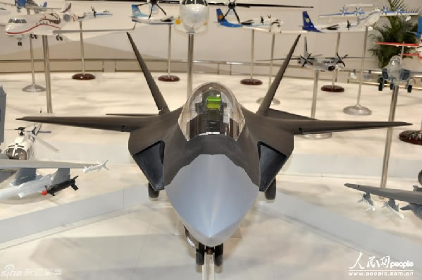 An advanced fighter concept (AFC) model launched by the Aviation Industry Corporation of China (AVIC) made its debut at the 15th Beijing Aviation Exhibition unveiled yesterday at the China National Convention Center in Beijing. This model higly resemble the project often named J-31 attributed to the Shenyang Aircraft Corporation. 