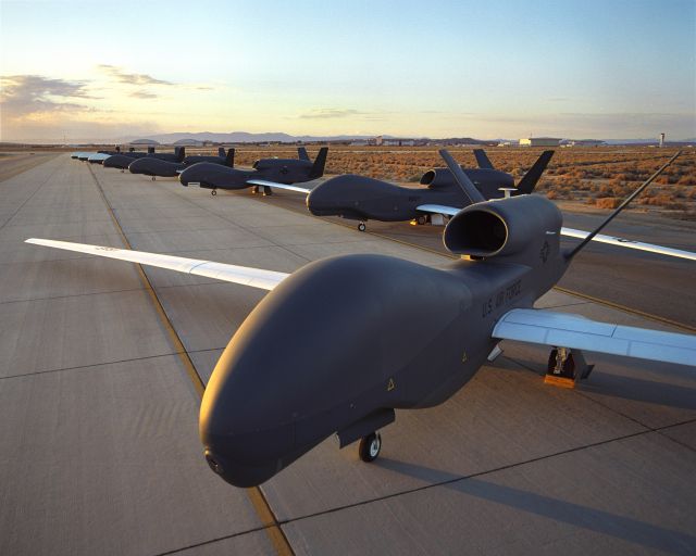 Northrop Grumman Systems Corp., California, has been awarded a $657,400,000 contract for aircraft for the Republic of Korea, announced yesterday December 16 the US Department of Defense. Contractor will provide four RQ-4B Block 30 Global Hawk air vehicles and ground control components.
