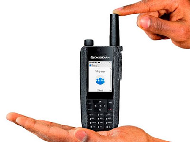 The Logistics Centre of the German state of Lower Saxony has commissioned Airbus Defence and Space to deliver digital Tetra radio devices and accessories to the police in Lower Saxony for undercover operations. 