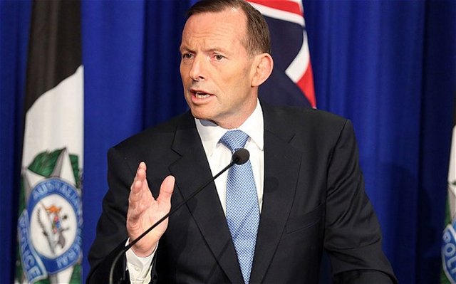 Australia will help deliver weapons to Kurdish fighters in northern Iraq in an attempt to counter the threat posed by Islamic State militants, while participating in further humanitarian air drops.