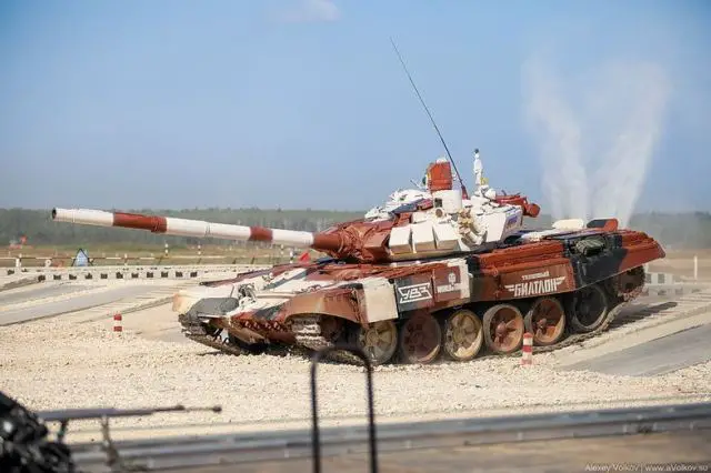 The Russian team has won the first round of the 2014 World Tank Biathlon individual race, chief referee Lt. Gen. Yury Petrov said . Russia was followed by the Armenian team which completed the course in 28 minutes and 58 seconds. Kazakhstan was third with a time of 29 minutes and 53 seconds. 
