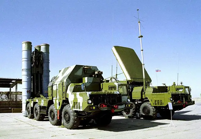 Russia will deliver four S-300 surface-to-air defense missile systems to Belarus by the end of this year, Russian Defense Minister Sergei Shoigu said Wednesday, October 29, 2014. In July 2014, Russia’s Defense Ministry has signed a contract for giving S-300 surface-to-air missile systems to Belarus.