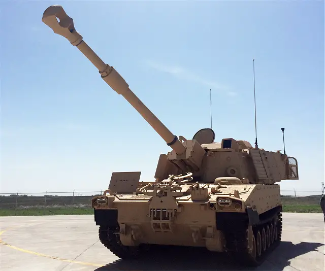 United States army takes delivery of first M109A7 155mm tracked self-propelled howitzer 640 001