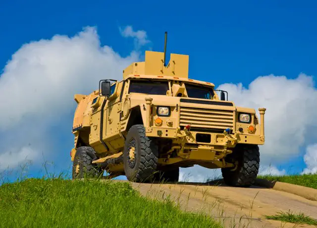 Lockheed Martin JLTV Team s first two Production Representative vehicles started testing phase 640 001