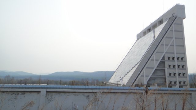 New long range early warning radar system revealed in China 640 001