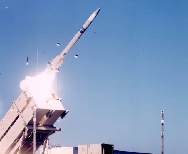 Lockheed Martin won a contract to build PAC3 missiles for use in Raytheon s Patriot missile system 640 001
