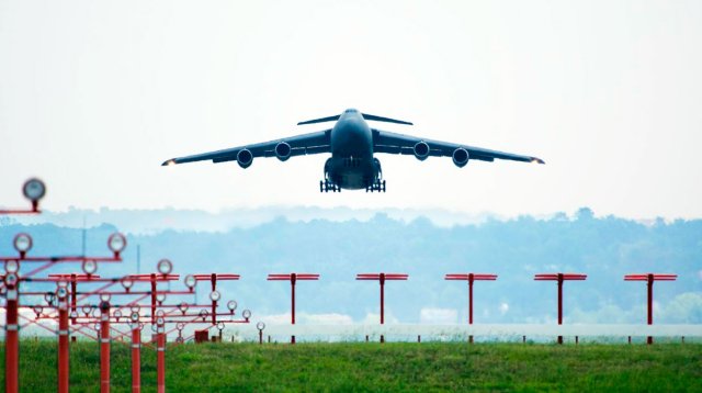 The US defense giant Lockheed Martin delivered the 29th C-5M Super Galaxy to the U. S. Air Force on July 28. A Defense Contract Management Agency (DCMA) aircrew ferried the aircraft from the Lockheed Martin facility here to Stewart Air National Guard Base, New York, where it will undergo internal paint restoration, the company announces today July 31. 