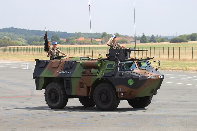 VAB SIR (Command Post) armoured vehicle of 2e Régiment de Dragons