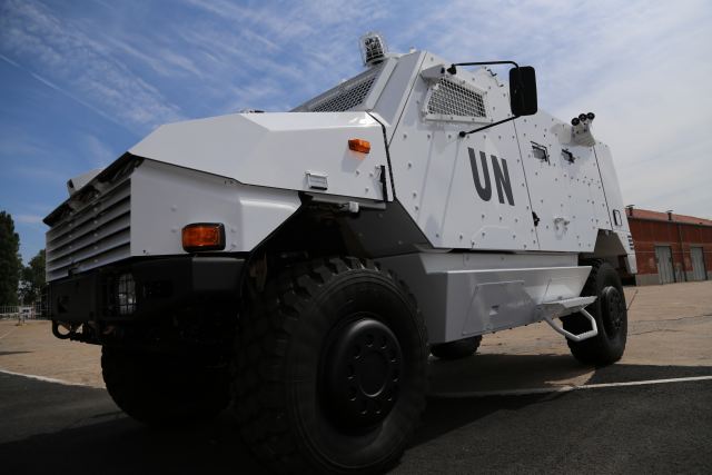 Today, in Satory, Mr Philippe Burtin, CEO of Nexter Systems, presented the first ARAVIS® in peacekeeping configuration to Mr Ernest Mpouho Epigat, Minister of Defence of the Gabonese Republic. The Aravis is a combat proven 4x4 armoured vehicle which was deployed by the French Army in Afghanistan. 