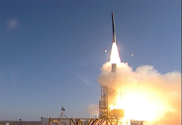 Israeli officials have asked the US Congress for an additional $317 million to be added to the proposed budget for the regime's missile programs. The funds requested by Israel are in addition to the $158 million the Pentagon proposed for the fiscal year that starts on October 1, the Jerusalem Post reported on Saturday, February 28, 2015.