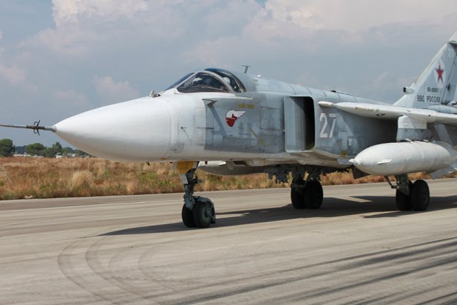The number of Russian Aerospace Forces /VKS/ combat planes’ sorties from the Hmeimim airbase in Syria against facilities of the Islamic State, prohibited in Russia, is growing. Igor Konashenkov, a MoD official, told the journalists that during the 12-13 period the Russian air group has flown 88 combat sorties against 86 IS facilities.