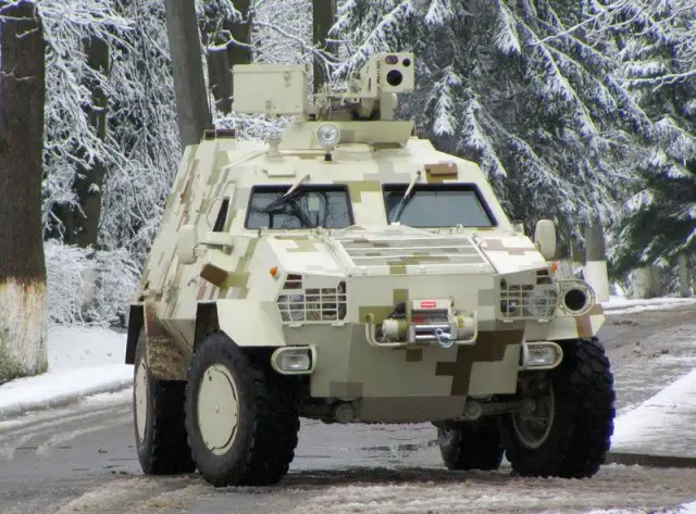 Ukraine armed forces to receive ten new Dozor B 4x4 armored personnel carriers by 2015 end 640 001