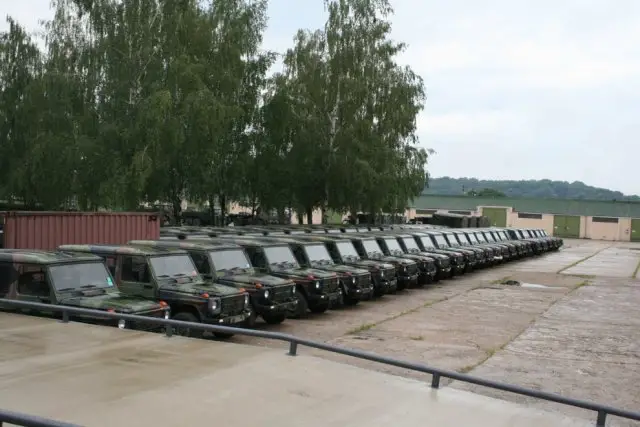 Lithuania bought several hundreds of military equipment to the Netherlands 640 001