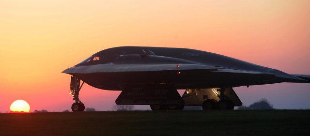USAF deploys three B 2 Spirit strategic bombers to Andersen AFB 640 001