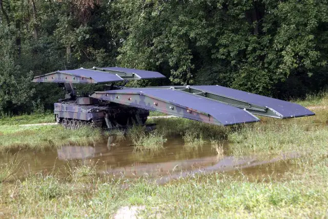 The Netherlands to receive 5 KMW Leguan bridge layers 640 002