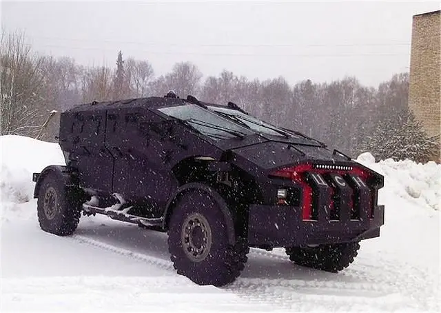Russian Federal ecurity Force presents new 4x4 armoured Zil Karatel code named The Punisher 640 001