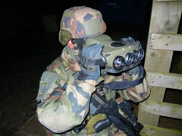 Sagem (Safran) has received a new order for more than 200 JIM-LR long-range multifunction infrared binoculars from the army in a NATO country. The order will also include remote-control terminals, and will be added to the JIM-LR units already deployed by the country.