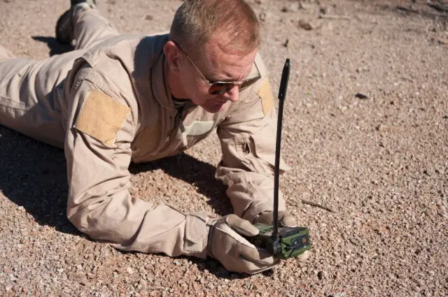 General Dynamics introduces new Combat Survival Radio the HOOK3 640 001