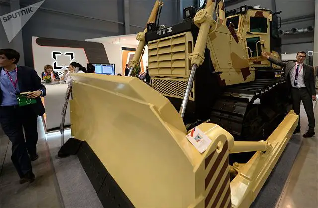 The Russian Defense Company Uralvagonzavod Corporation (UVZ) of Rostec State Corporation presented a unique armored bulldozer B10M2-S produced by the ChTZ-URALTEK enterprise. The vehicle was created in the framework of production diversification program which is to increase the share of civilian output, the UVZ press service said.