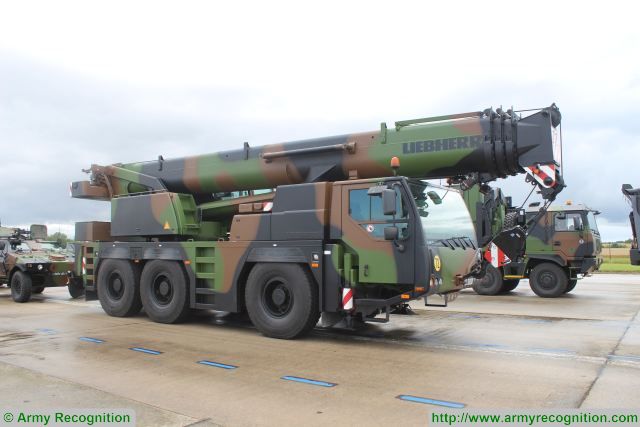 analysis french combat armored vehicle military parade bastille day french army 14 juillet