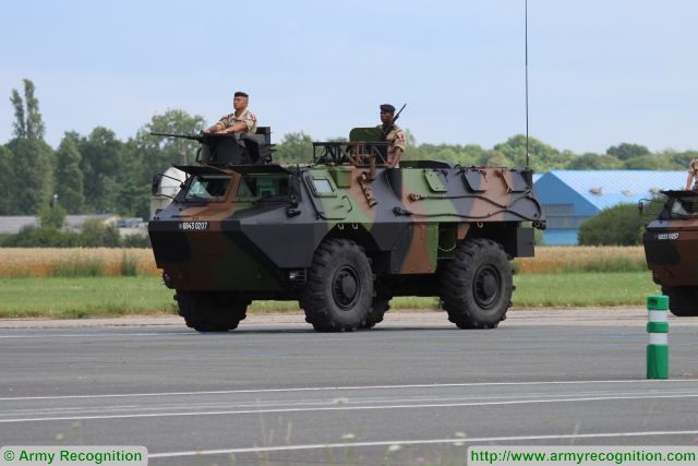 analysis french combat armored vehicle military parade bastille day french army 14 juillet