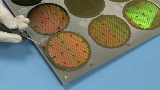 GE Aviation announced that it has been awarded a $4.1 million contract from the U.S. Army to develop and demonstrate silicon carbide-based power electronics supporting high-voltage next generation ground vehicle electrical power architecture.