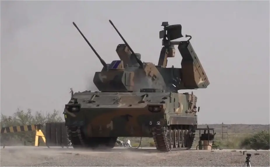 live firing demonstration with new mobile SHORAD systems for US Army program Hybrid Biho Hanwha South Korea 925 001