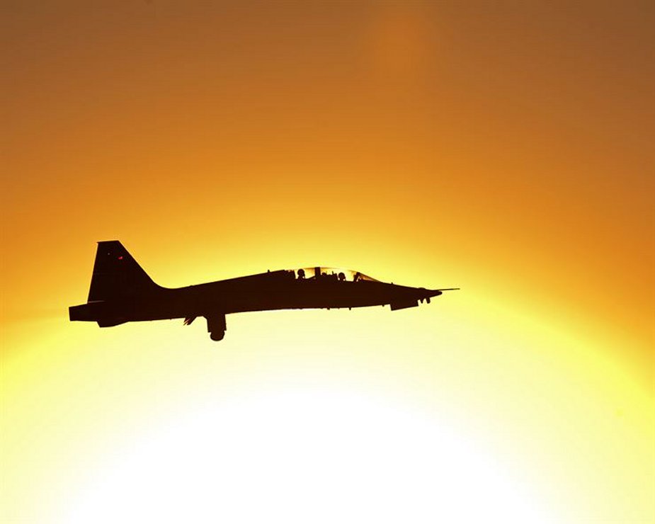 Cobha lands USAF T 38C trainer radio retrofit contract 001