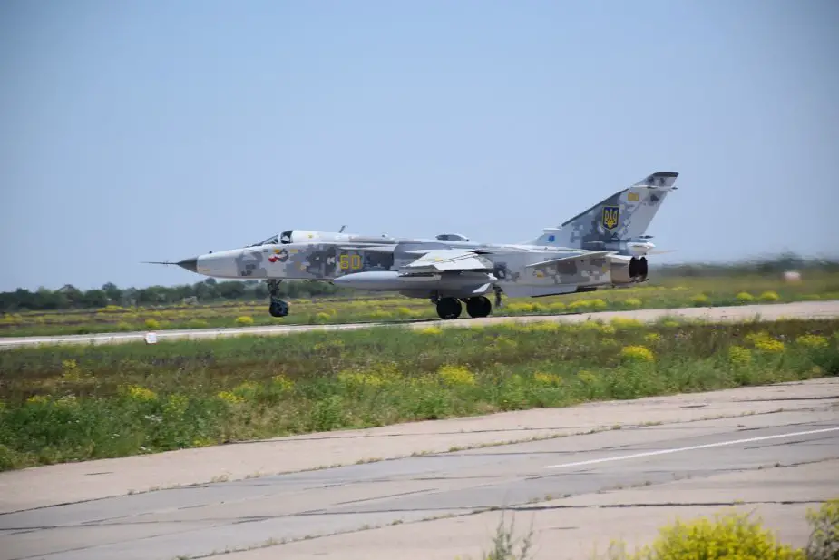 Ukrainian Air Force receives another Su 24MR combat aircraft 001