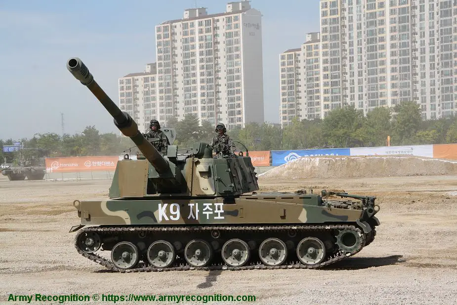 Many countries show interest to purchase K9 155mm self propelled howitzer 925 001