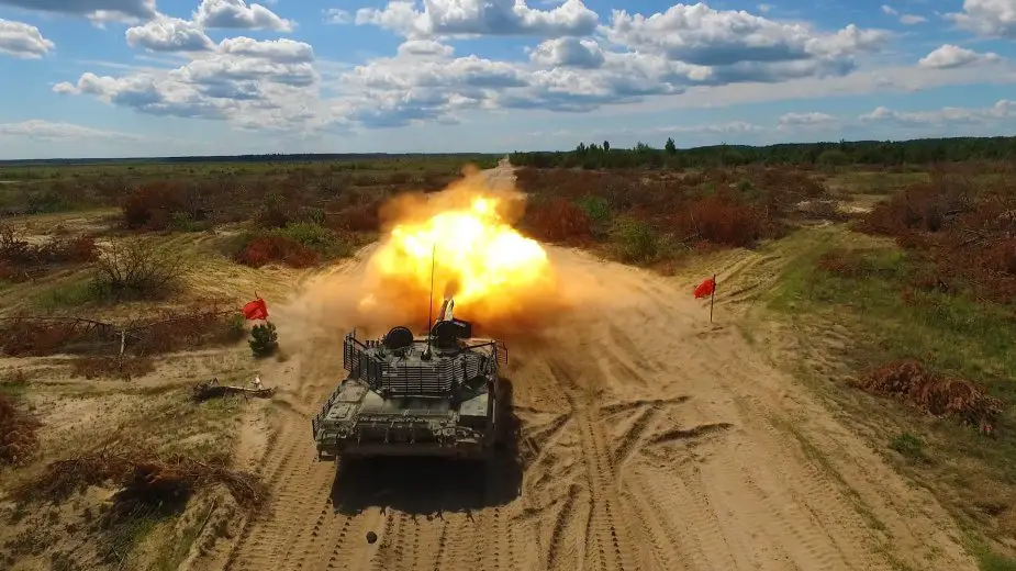 New T 72AMT Main Battle Tank starts live firing campaign in Ukraine 001