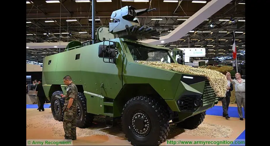 2017 review Belgium Jaguar Griffon 925 001