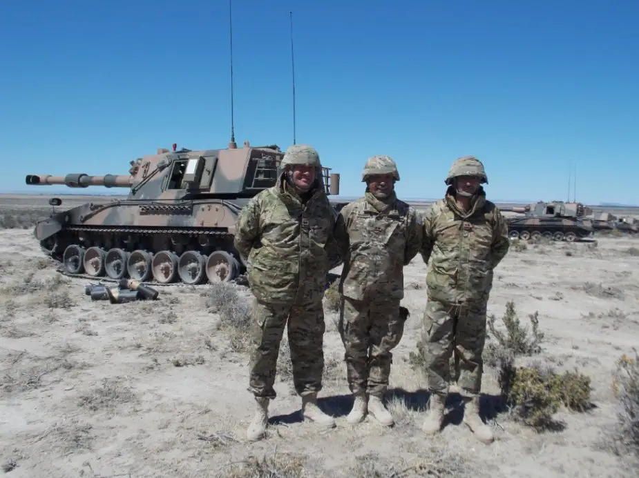 Argentinian Palmaria 155mm self propelled howitzers renovated