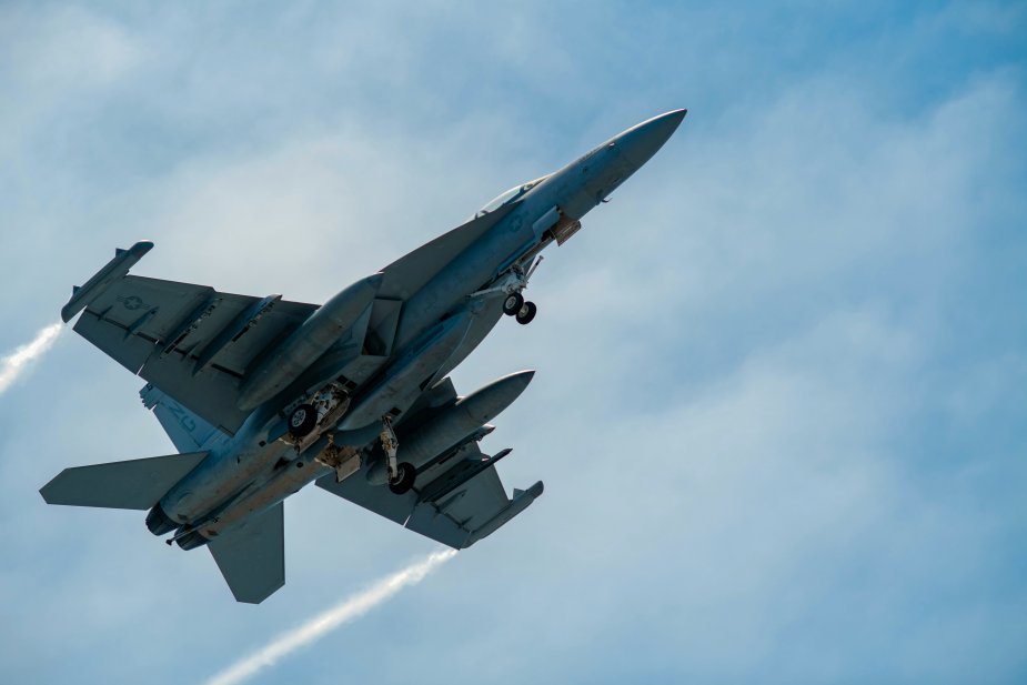 F A 18 fighter jet to receive upgraded Deployable Flight Incident Recorder Set 001