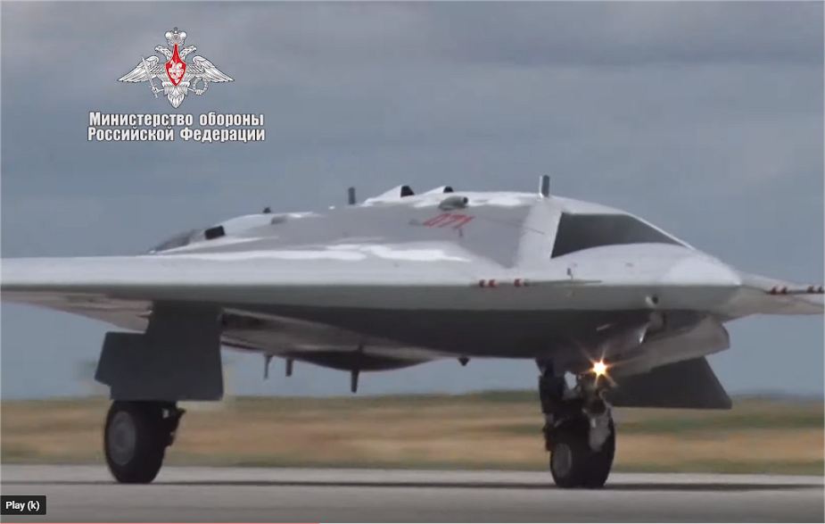 Video of Russian armed forces showing Sukhoi S 70 Okhotnik stealth UAV first flight 925 001