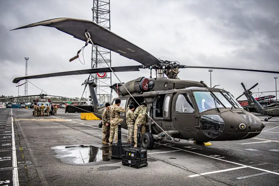 48 U.S. helicopters stopover in Belgium before flying to European bases 2