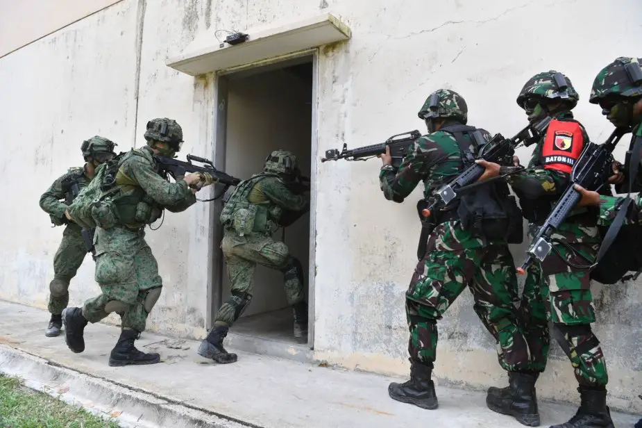 Singapore and Indonesian armies conduct Safkar Indopura bilateral exercise