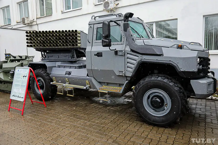 Belarus_unveils_80mm_MLRS_Flute_1.jpg