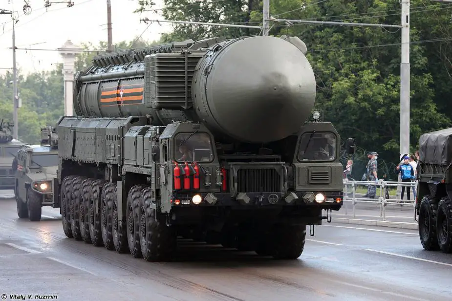 RS 24 Yars mobile ballistic missile Russia Victory Day military parade 2020 925 001