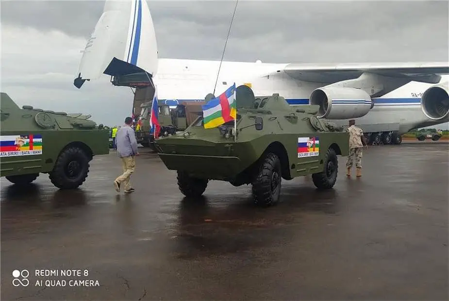 Rusija poslala još 300 instruktora u Srednjoafričku republiku Russia_to_deliver_BRDM-2_4x4_armored_vehicles_to_Central_African_Republic_925_001