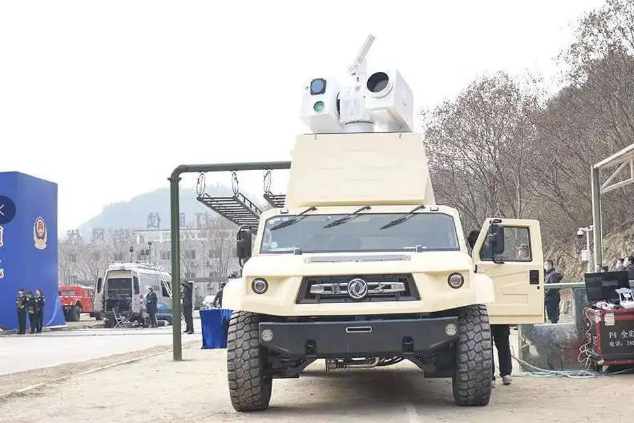 China has developed mobile laser weapon based Dongfeng EQ2050 4x4 tactical vehicle 925 002